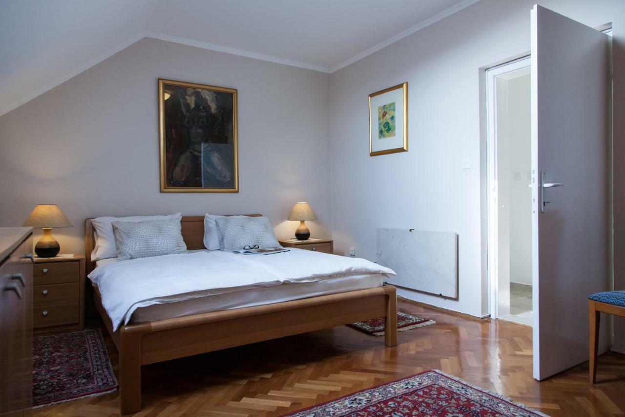 Apartments Rafaj Pula Bagian luar foto